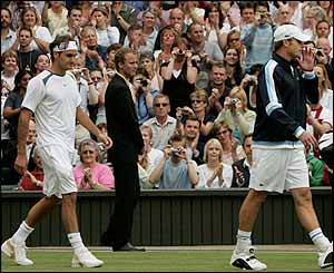Roger Federer and Andy Roddick 