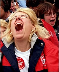 Screams of delight reverberate around Trafalgar Square