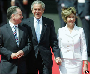 Jack McConnell greets George and Laura Bush
