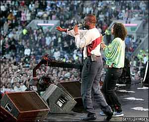 Youssou N'Dour performing at the Live 8 concert