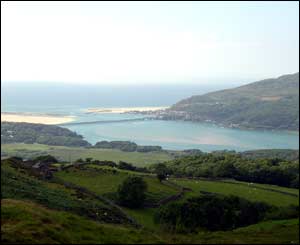 The Mawddach estuary and Barmouth from Llynnau Cregennen (Royston Jones)