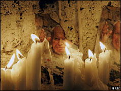Candles with picture of the Pope