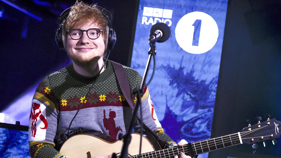 [WATCH] BBC Radio 1 - Ed Sheeran joins us for a special Christmas Live Lounge and covers The Pogues' Fairytale of New York