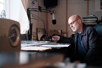 [WATCH] Brian Eno takes a trip around the John Peel Archive