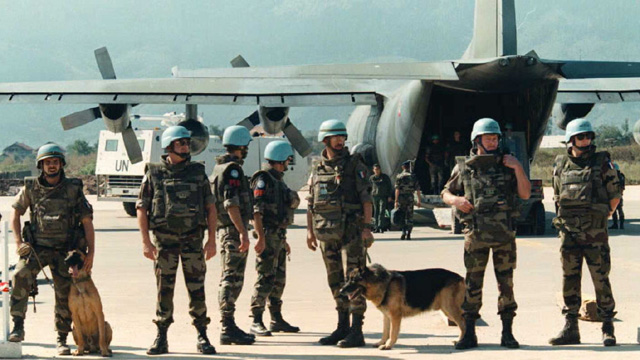 Sarajevo�s airlift bought desperately needed supplies into the city