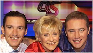 Frankie, Sue and Ally on the studio set