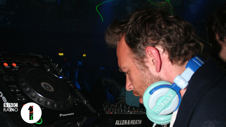 2ManyDjs