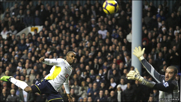 Jermain Defoe and Boaz Myhill 