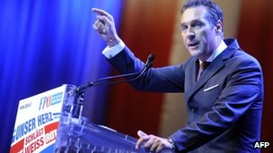 Хайнц-Кристиан Штрахе (архивное фото)