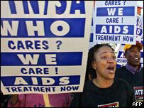 Campanhas tentam chamar atenção para a epidemia de Aids