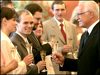 Václav Klaus při dřívějším jmenování nových soudců na Pražském hradě