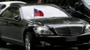 马英九教廷座车