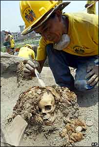 Odkrývání pohřebiště