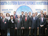 Ющенко та міністри оборони у Києві