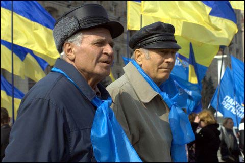 Прихильники проурядової коаліції на Майдані. Фото кореспондента Бі-Бі-Сі