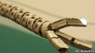 O robô cobra desenvolvido pela OC Robotics