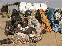 Darfur'da mülteci kadınlar