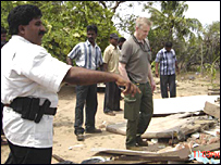 SLMM chief Henriccsson in Muttur