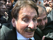 ’معطل‘ چیف جسٹس افتخار محمد چودھری