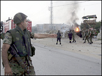 Sur'daki Lübnan askerleri