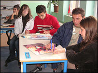 Nxënës shqiptarë të Mitrovicës