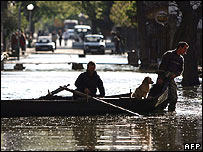 Enchente na cidade de Nikopol, Bulgária