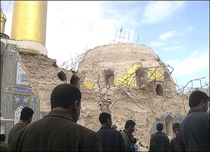 विस्फोट के बाद स्वर्णिम गुंबद का यह हाल हो गया