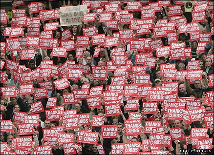 Fans pay tribute to the efforts of Alan Curbishley