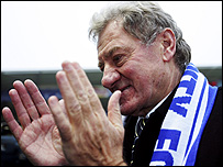 Milan Mandaric wearing the Leicester City scarf