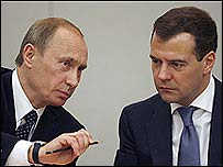 Vladimir Putin ve Dimitri Medvedev