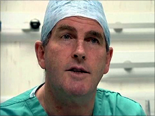 Consultant cardiac surgeon, Mr Leslie Hamilton