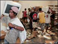 Cướp phá ở thủ đô Dili