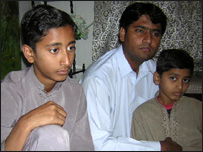 افتخار حسین کے دو بیٹے