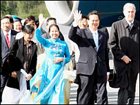 Thủ tướng Việt Nam tới St Petersburg ngày 9/9/07-nguồn từ trang web hoinguoiviet.ru