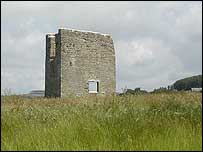 Disused engine house, White Grit mine