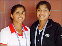 शिखा और नेहा