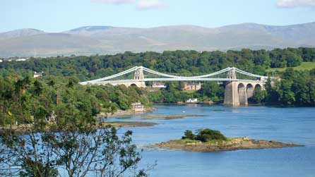 Pont Menai, Porthaethwy