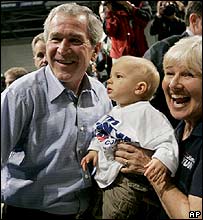 Tổng thống Bush đi vận động tranh cử