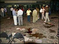 वाराणसी में धमाके