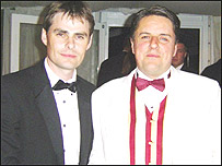 बीबीसी रिपोर्टर जेसन गवनी निक ग्रीफ़िन के साथ