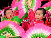 Chinese fan dances
