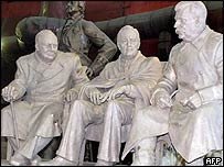 Socha účastníků konference