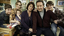 L-R: Danny (Taylor Fawcett), Katy (Lucinda Dryzek), Rosie, Maddy (Caroline Quentin), Jim (Neil Dudgeon) and Ted (Patrick Nolan)