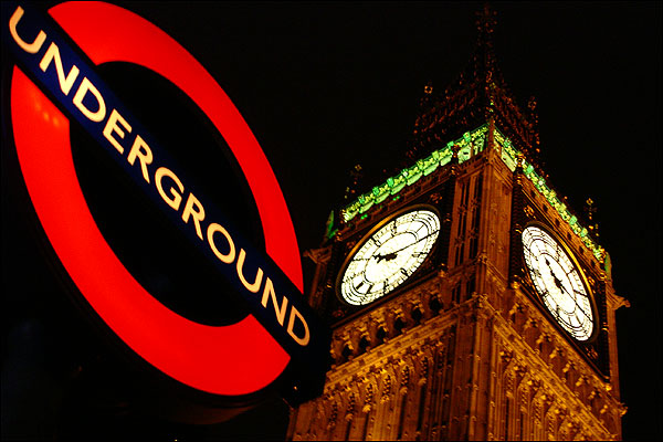 大笨钟是英国人的骄傲，是他们的精神力量。