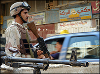 Soldado iraquiano em Bagdá