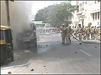 हरिद्वार में पुलिस और व्यापारियों के बीच झड़पें