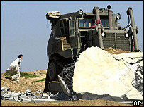 Bir İsrail buldozeri