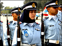 فلائنگ آفیسر