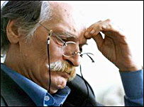 محمود دولت آبادی