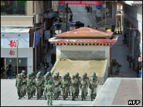 نفرات ارتش چین در لهاسا